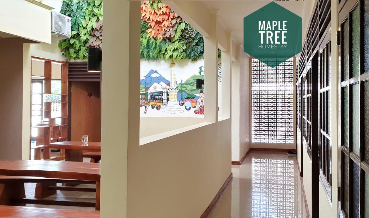 Maple Tree Homestay Maguwo Esterno foto
