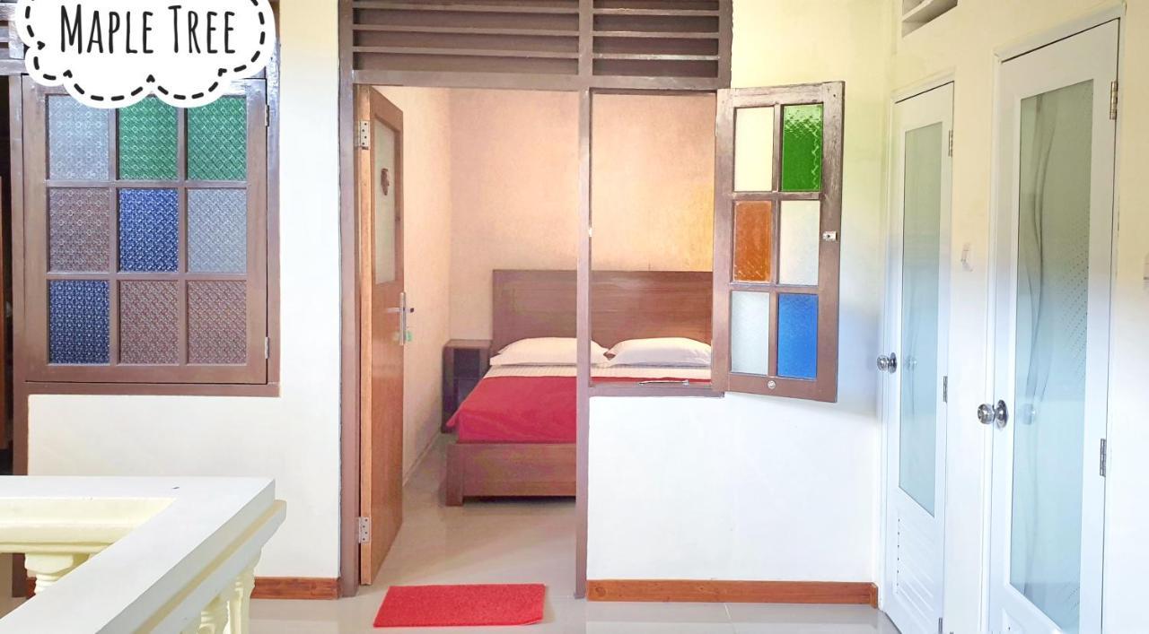 Maple Tree Homestay Maguwo Esterno foto